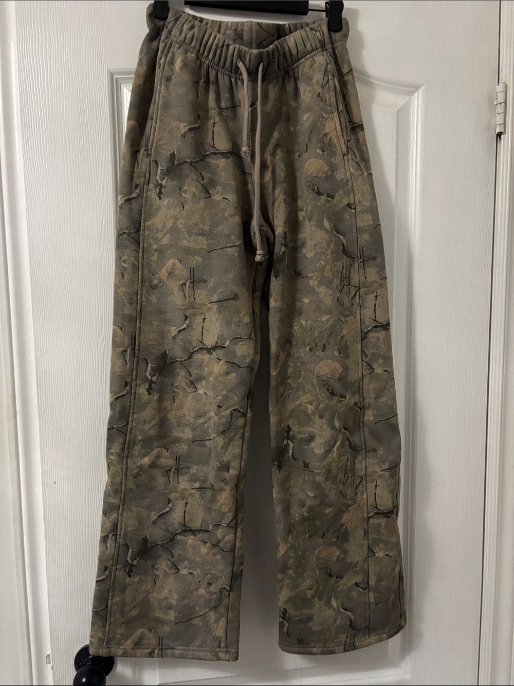 GARAGE straight leg Sweatpants - Olive/Tan